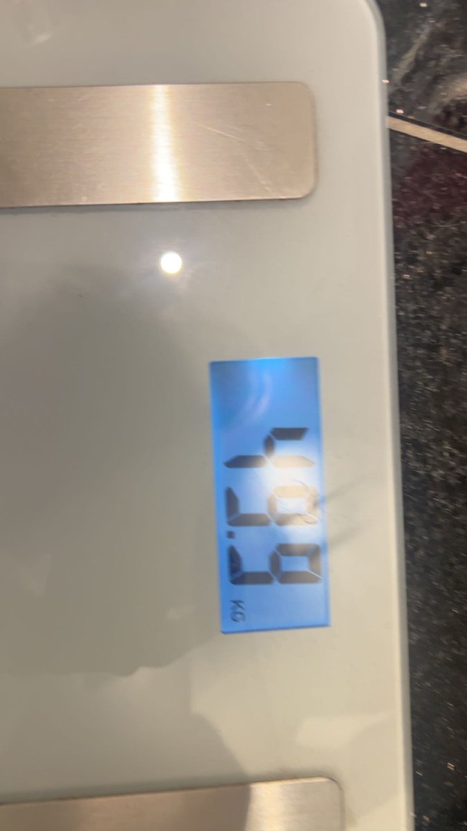 SillycatboyX333's tweet photo. out of 50 kg jail yay https://t.co/LrkBvvBlWv