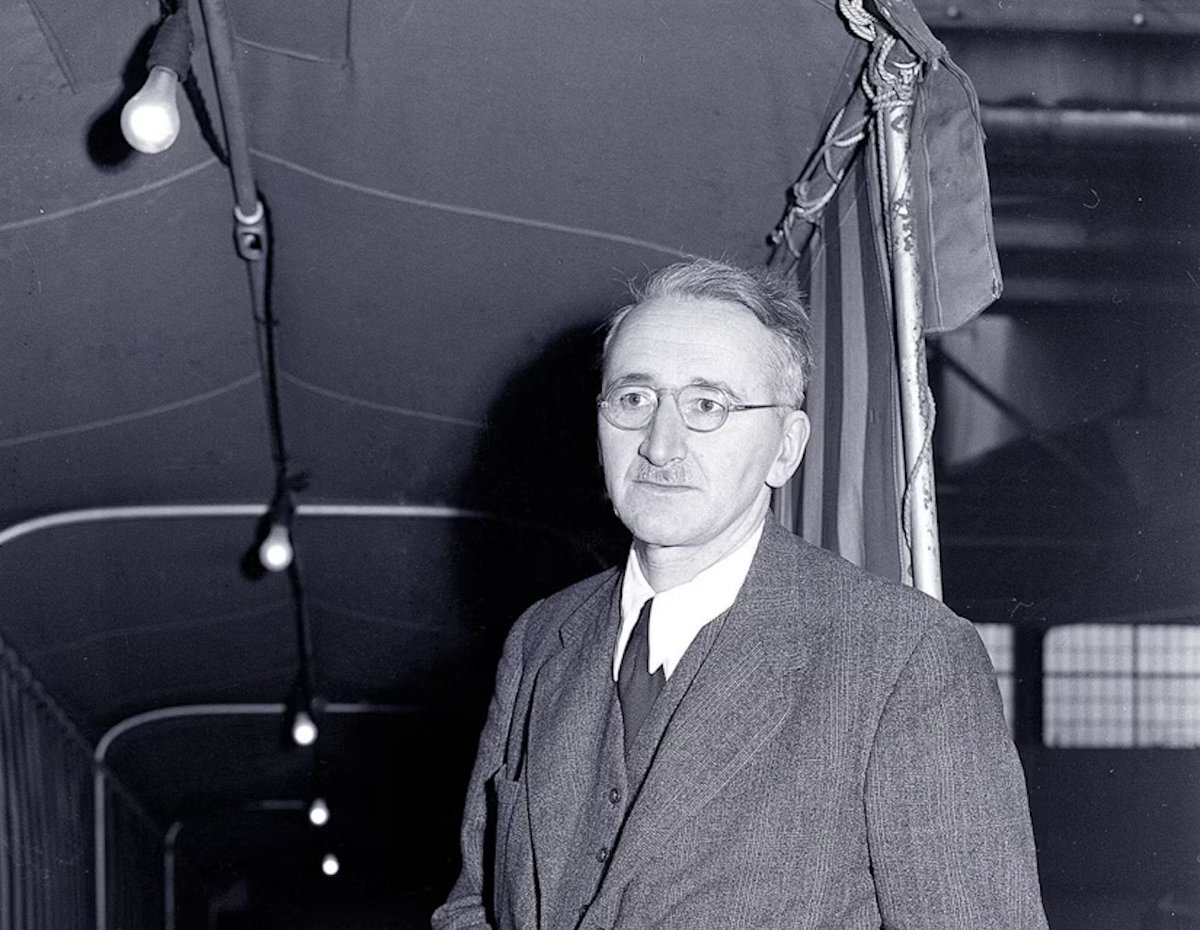 F. A. Hayek Quotes tweet media