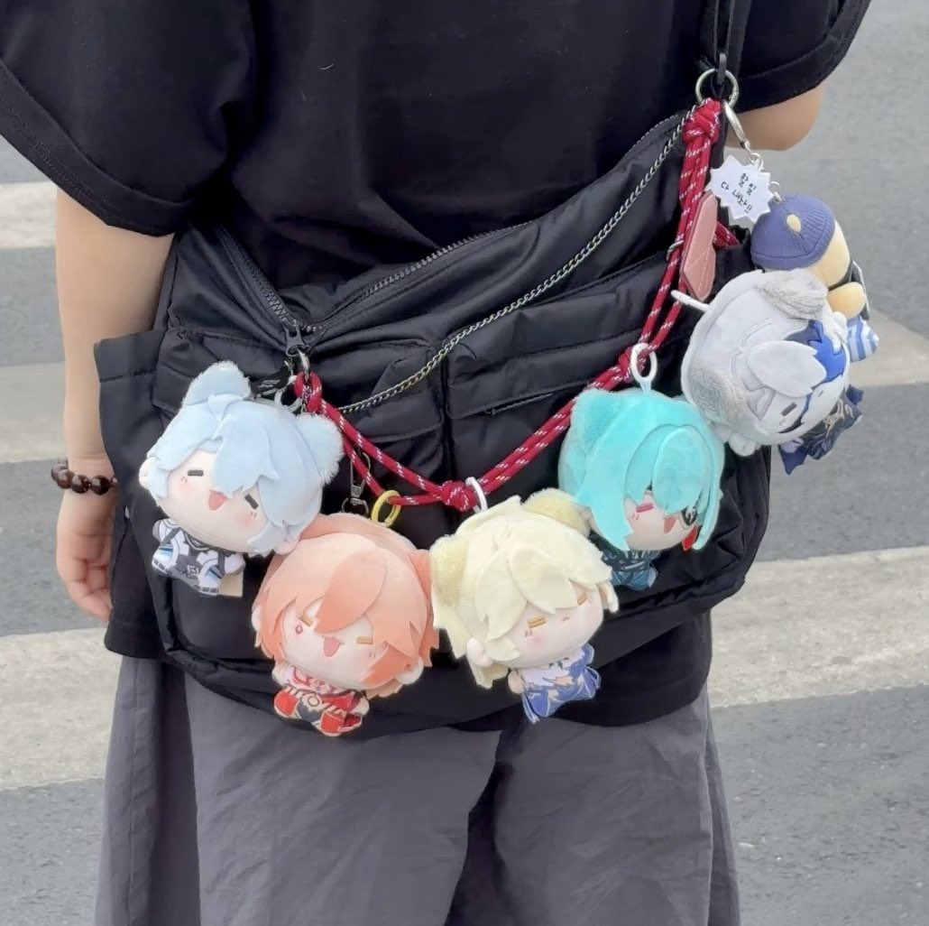 hellopsby's tweet photo. #hellopsbypo ph go group order 🇵🇭

HSR Fuzzy Fat Head Plush 10cm Doll ♡

✧ All in prices
✧  FP / 50% DP ✓
✧ Deadline of Order: May 31 8PM
✧ Please check product details for more info! 

✧ Order here: https://t.co/m6CtzaIGJx https://t.co/5vxiVGAQB8