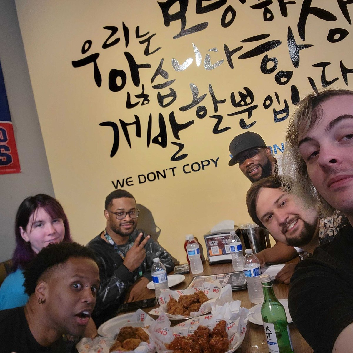 Terry_Irvinn's tweet photo. This weekend was absolutely flames. I needed it more than anything, not because of my hunger to compete all the time, but in seeing some of the people who have been with me since the start of my FGC era. Couldn't be more thankful If I tried 🙏🏾 https://t.co/LWo5zqzWS3