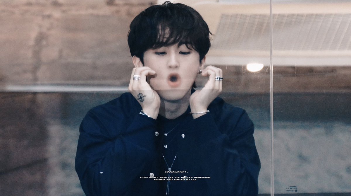 99m_k__mode's tweet photo. 어떤 사랑은 눈에 보인대 https://t.co/qZrWubECGZ