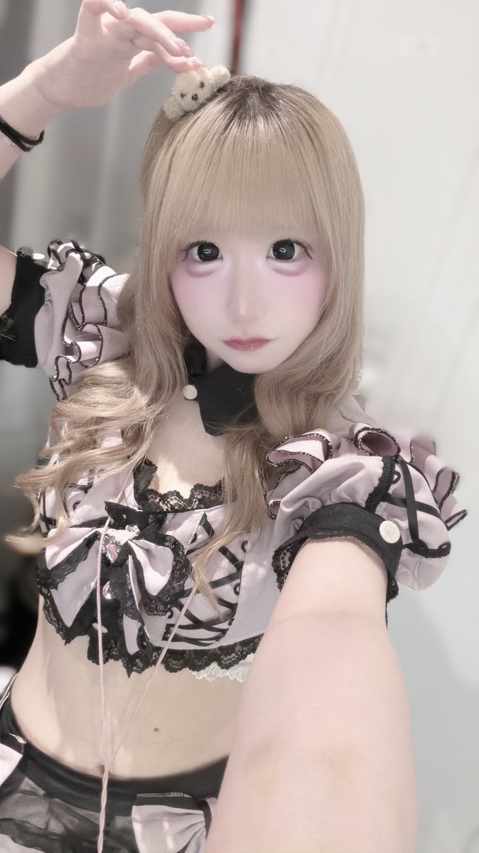 Felis_riapi's tweet photo. くーちゃんと髪おそろいだった🫪たまたま🤩🤩🤩
#歌舞伎町コンカフェ  #自撮り界隈 https://t.co/Po9w83p7N6