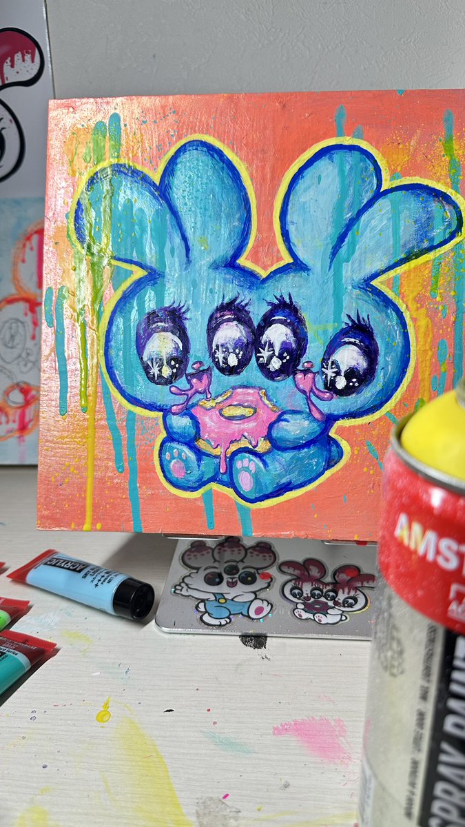 PETER_1984's tweet photo. KAWAIIとストリートのちょうどイイとこ模索中
#kawaii #streetart #graffiti https://t.co/fwpE81BER4