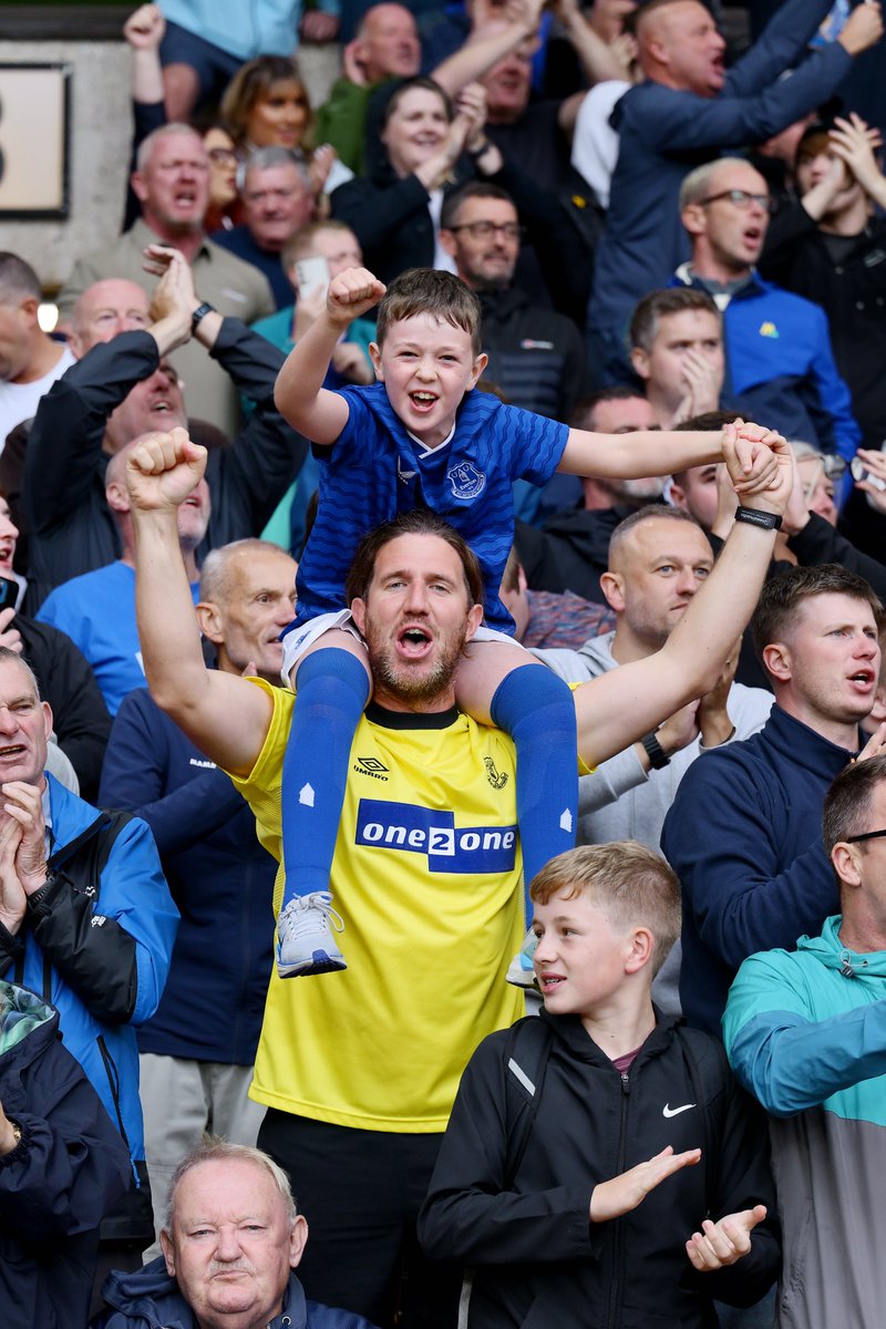 Everton tweet media