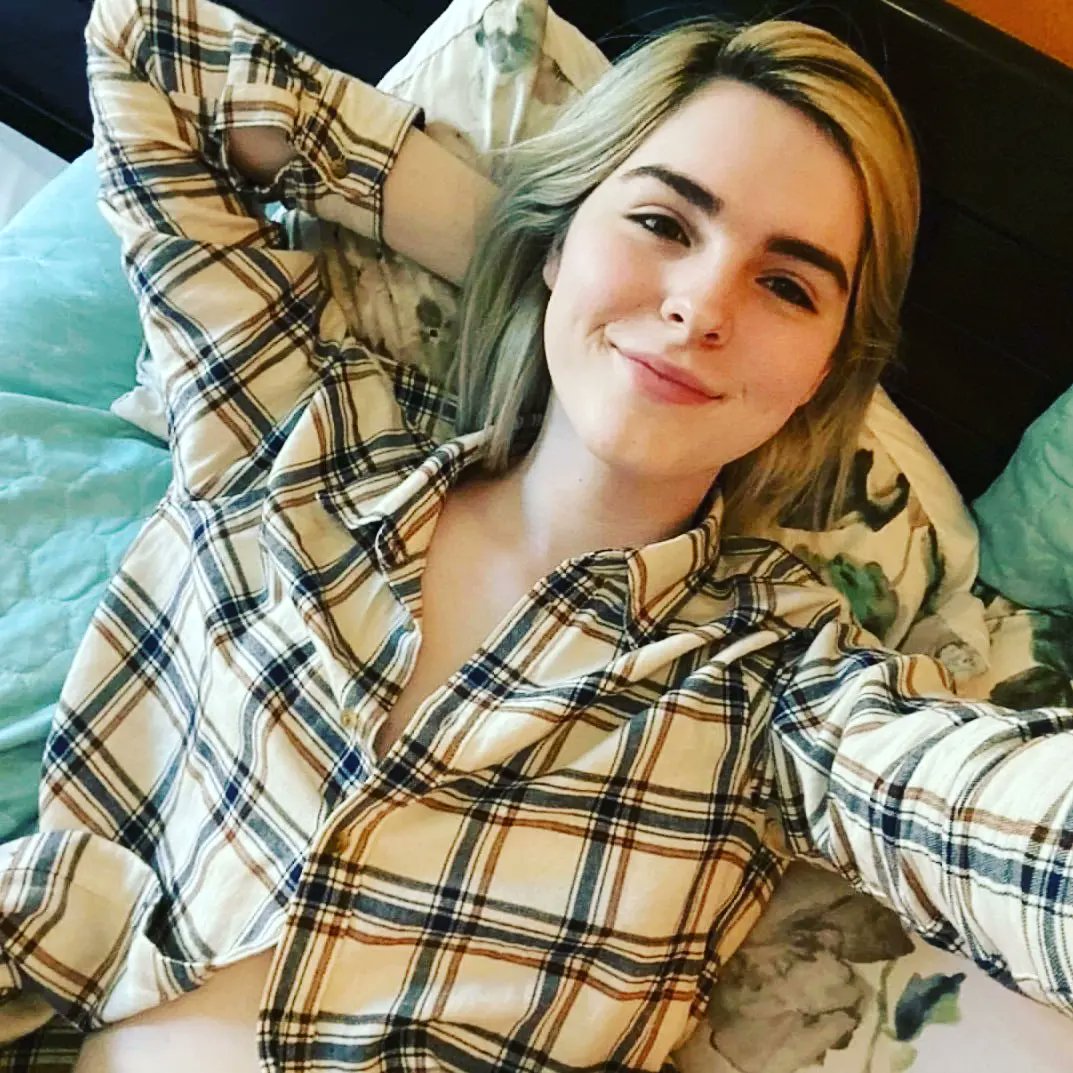Jean Hollywood tweet media