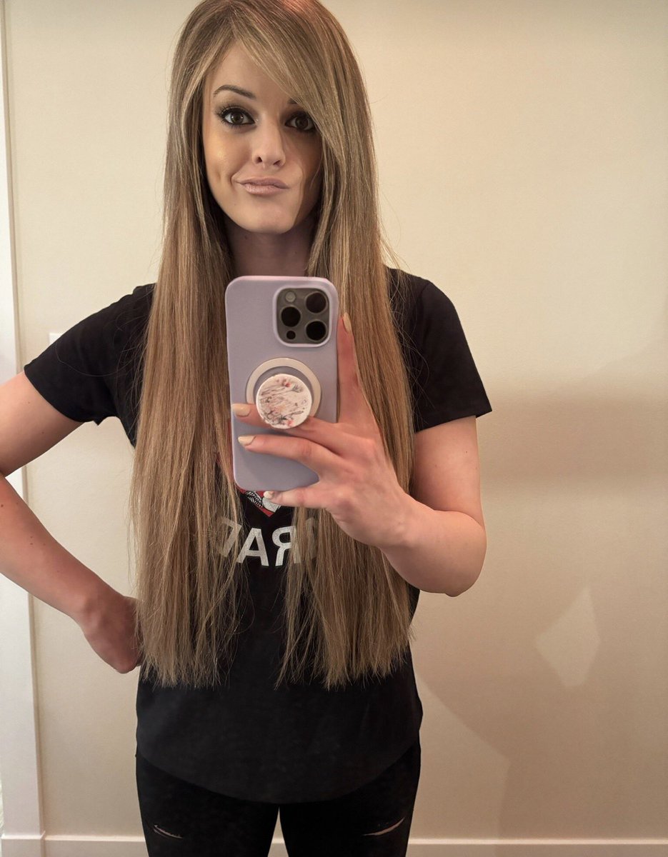 Bri Blossom tweet media