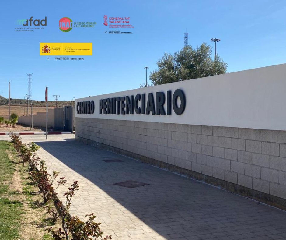 afadvillena's tweet photo. Continuamos acompañando dentro del centro penitenciario con el programa “Sales o entras”.💪🤝😊
#programasalesoentras
#afadvillena https://t.co/xrcW5I5H0A
