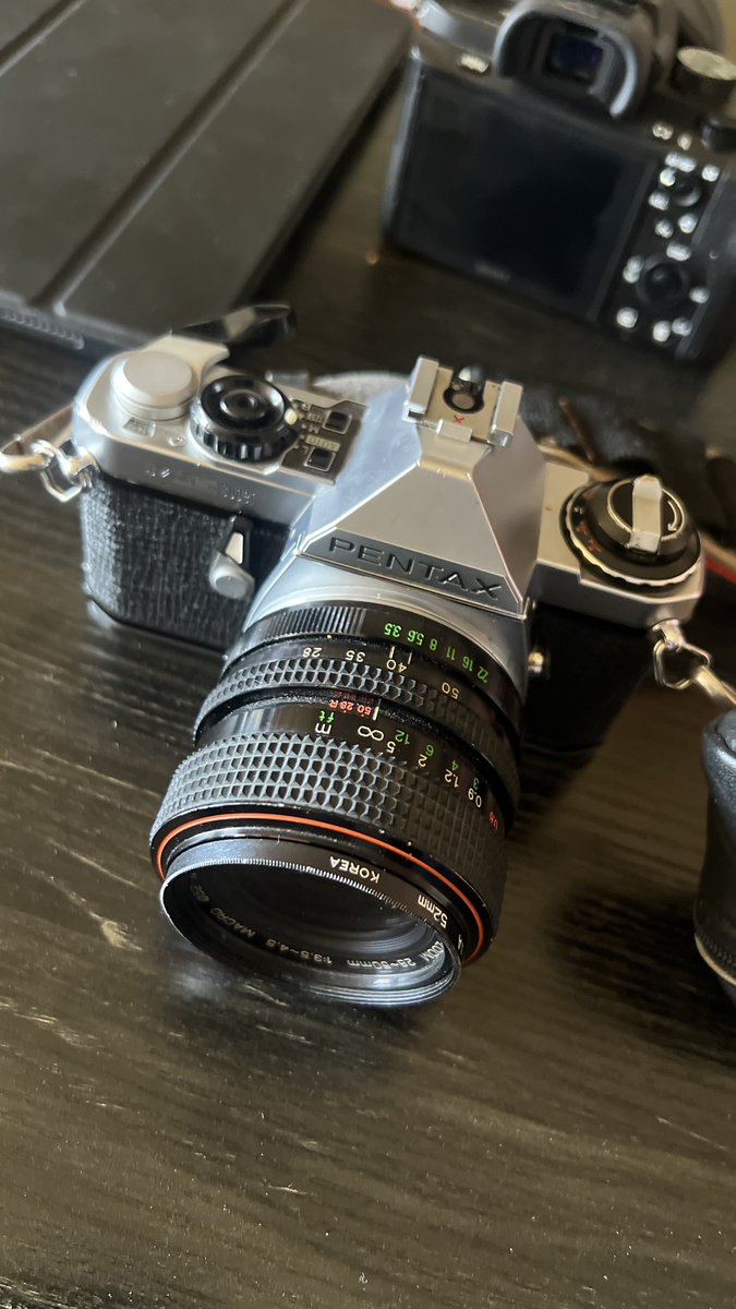 harlesmac's tweet photo. went to the thrift shop hoping to get lucky and got lucky. now i'm on a photography sidequest https://t.co/I0xeJvHZgr