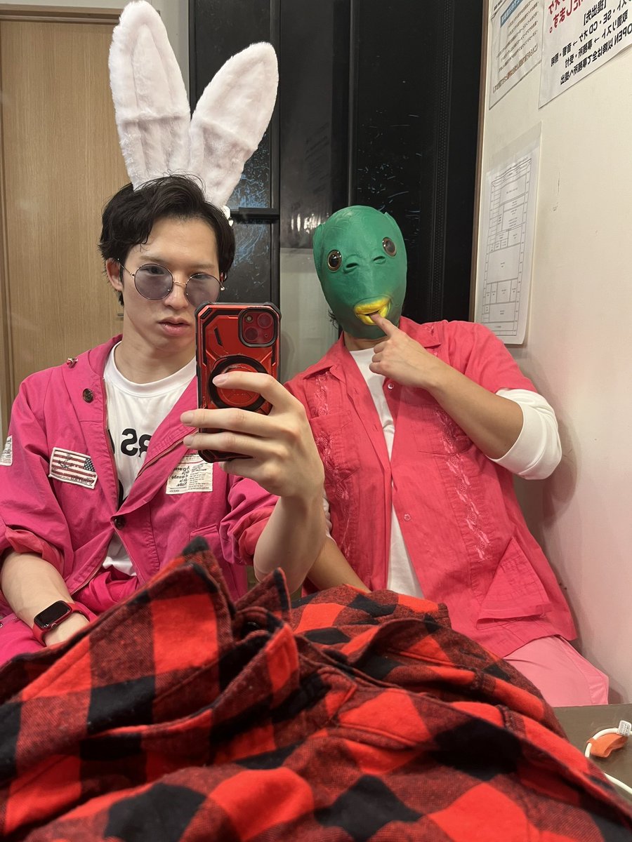 shitappa_0203's tweet photo. あまなつプロデュース公演
「平成歌合戦一丁」
でしたぁあ！！！

カンカンとチン○ンとブラックビスケッツさんのTiming~タイミング~を披露しました！！
が、思いっきり歌詞すっ飛ばしてしまいました。
間が悪かったです、すみませんでしたぁ🙇‍♂️

いつかリベンジしたい！！ https://t.co/CGODqRTwn8