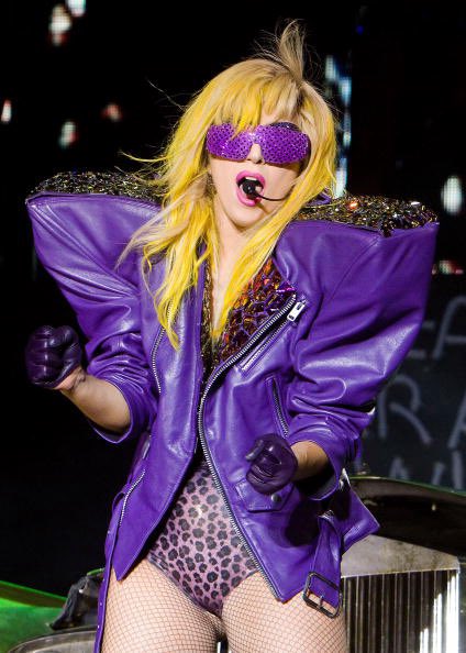 Gaga Apologist tweet media