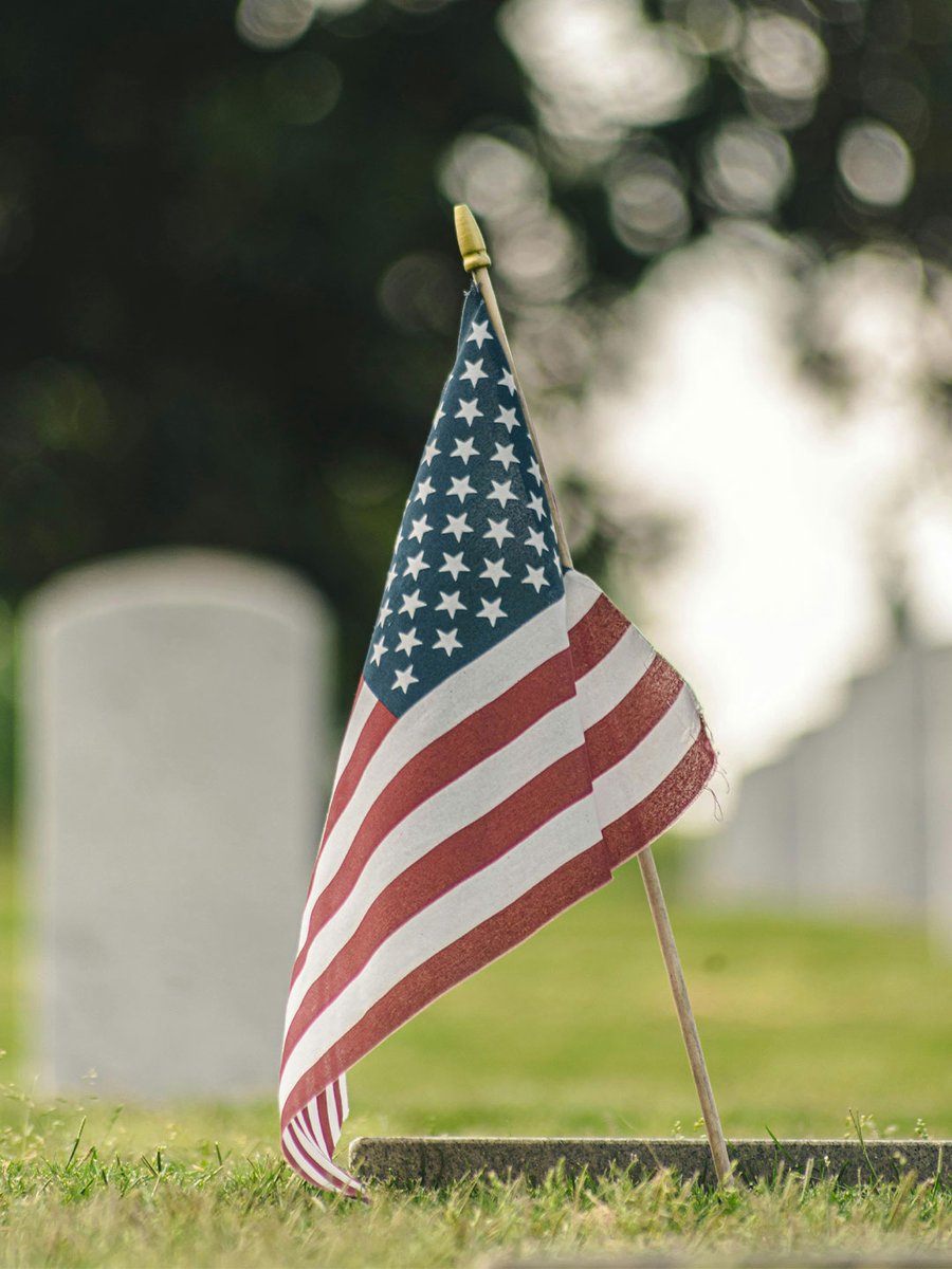 coffeeofgrace's tweet photo. We pause to honor the courage and sacrifice that made today possible. 💜 https://t.co/nh3KB36h18