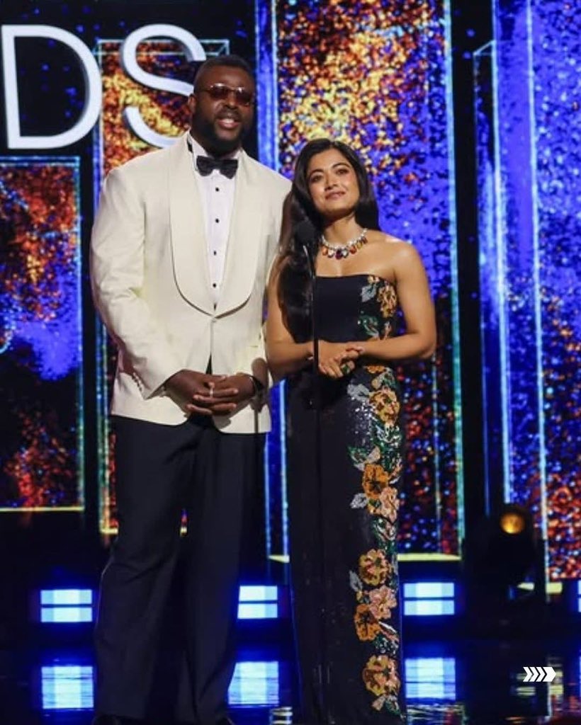 IIFA's tweet photo. From Indian cinema to Wakanda vibes! 🔥
Rashmika Mandanna x Winston Duke = the crossover we never expected!
#IIFAUtsavam #RashmikaMandanna #WinstonDuke #BlackPanther https://t.co/35s0gbqdCi