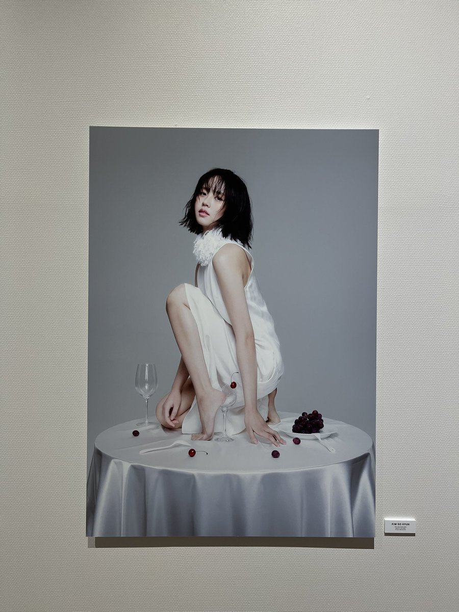 spa_074's tweet photo. 吉田ユニさんの写真作品展へ🌹
2枚目が特にお気に入りです
美術館とかも大好き
タイトルが短めでぱっと見絵や写真からはわからないものだと作品を作る過程やその時どんな気持ちだったのかを想像できるので楽しいです美しかった… https://t.co/89unI4AXwK
