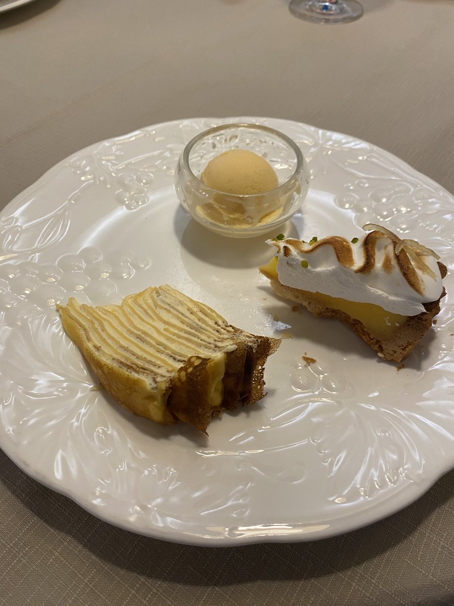 Kesumei's tweet photo. 今夜は嬉し過ぎてミルフィーユだかミルクレープだかを頂いたぞ！
いつか立派なブリーフになって、俺のパンツを返しに来い！
#シンノブ　#新信長の野望　#ミルフィーユ https://t.co/cuHpEIidTz