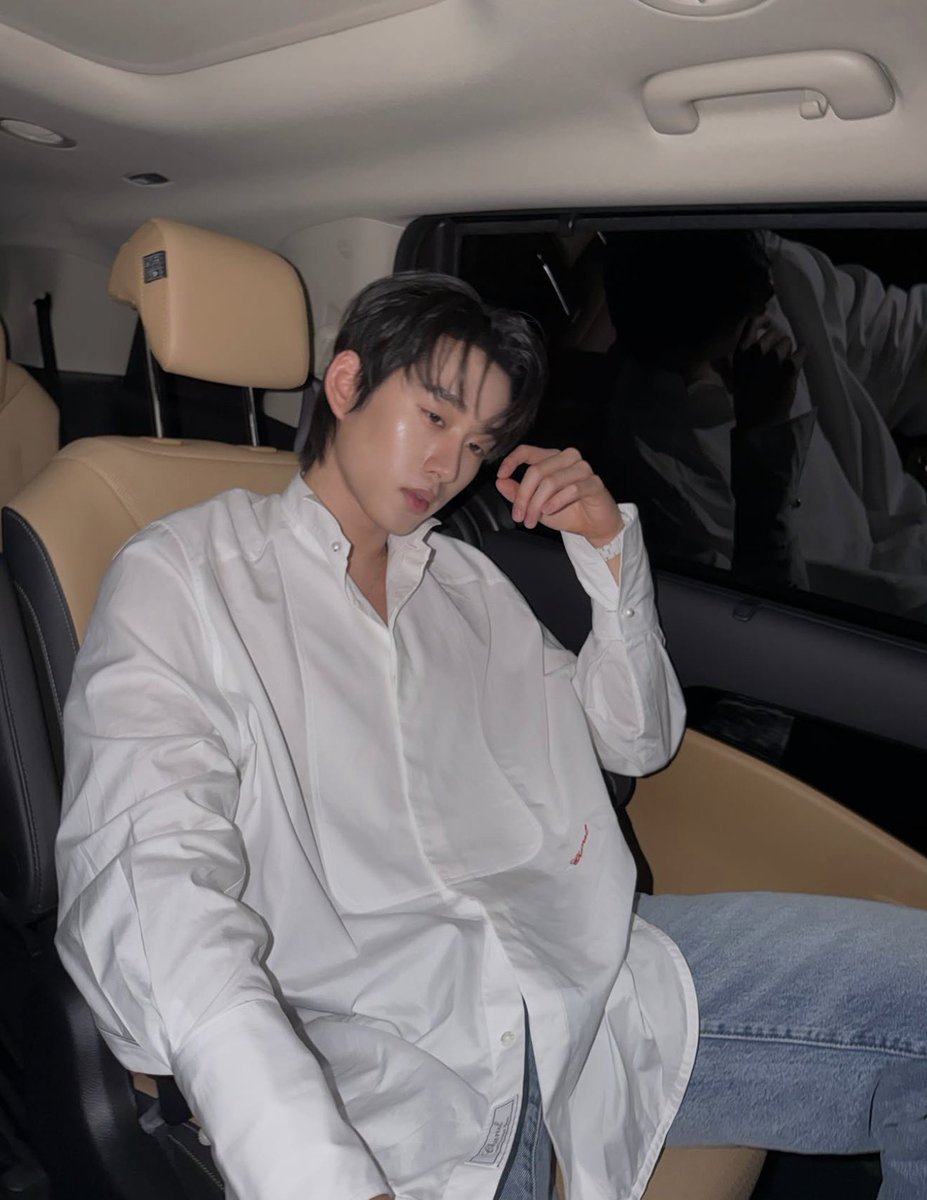moonciip's tweet photo. ลุคน้องเอสกับchanelคือสวยมากออร่าที่สุดㅠㅠㅠㅠㅠㅠㅠㅠ

EST x CHANEL MÉTIERS D’ART 
#est_rvp 
#CHANELMETIERSDART
#CHANELShow #CHANEL https://t.co/WMSoQJUiSL