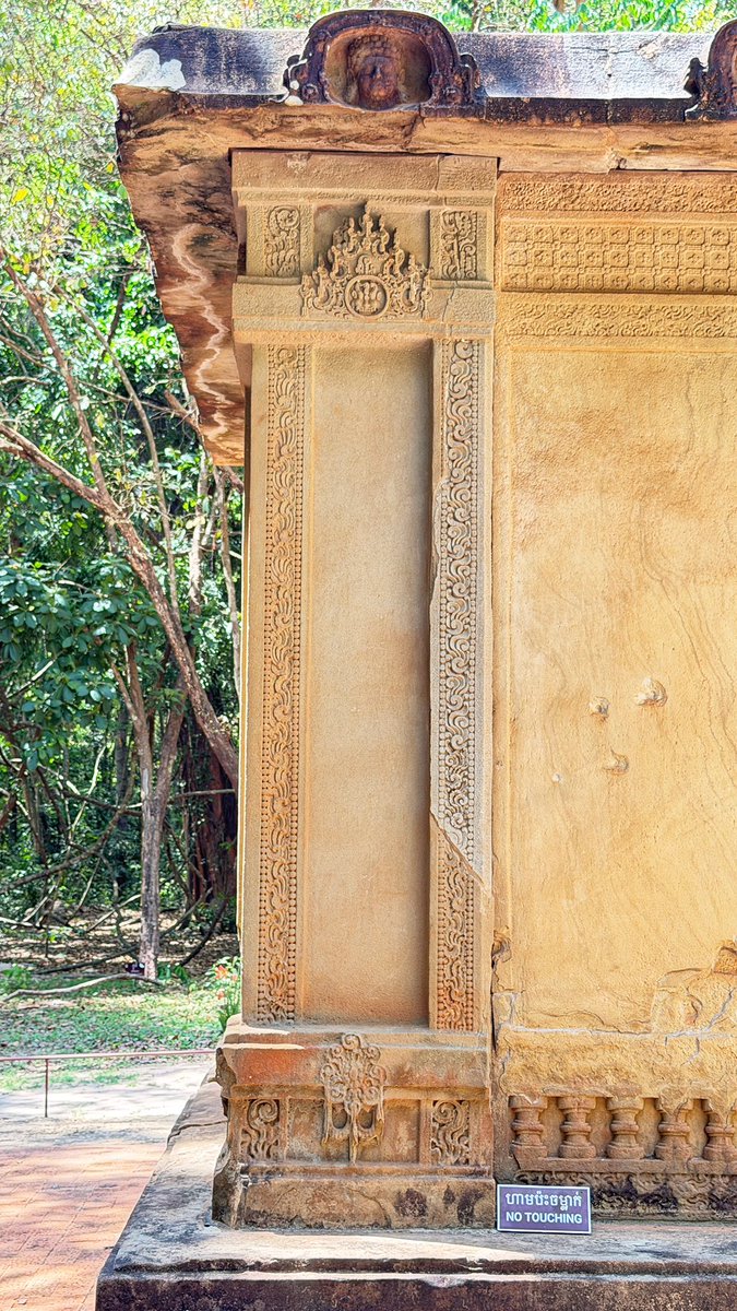SarounSean's tweet photo. Asrom Moharosei temple is one of the main temples in Sambo group of Sambo Preikuk, Cambodian UNESCO site. Amazing ancient architecture in 7th century!
Enjoy one-day tour there from Siem Reap!
#SamborPreiKuk
#SamboPreikuk
#Cambodia
#VisitCambodia
#TempleExplorer https://t.co/ODiIkA6o7R