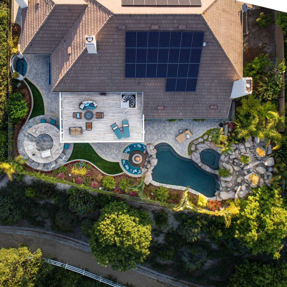 ProscapesOC's tweet photo. Why settle for ordinary when you can have extraordinary? Let us design a space that's as exceptional as you are. 🦩✨
 
Tap the link in our bio to learn more and get a quote.

#CalimingoPools #ResortLifestyle #StaycationVibes #PoolLife https://t.co/A5a3II4k5t