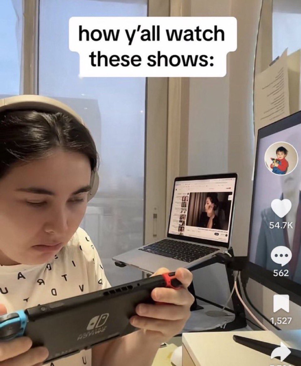 oasis tweet media