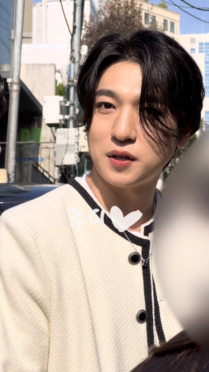 주디 tweet media