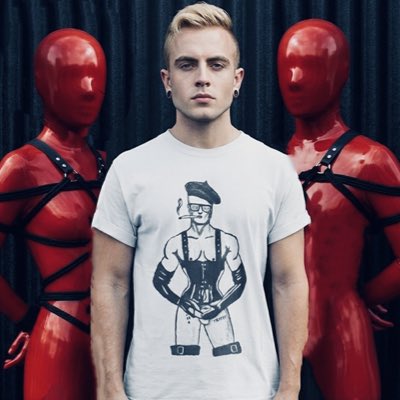 theoffxxx's tweet photo. #NewProfilePic https://t.co/tB9guIen1n