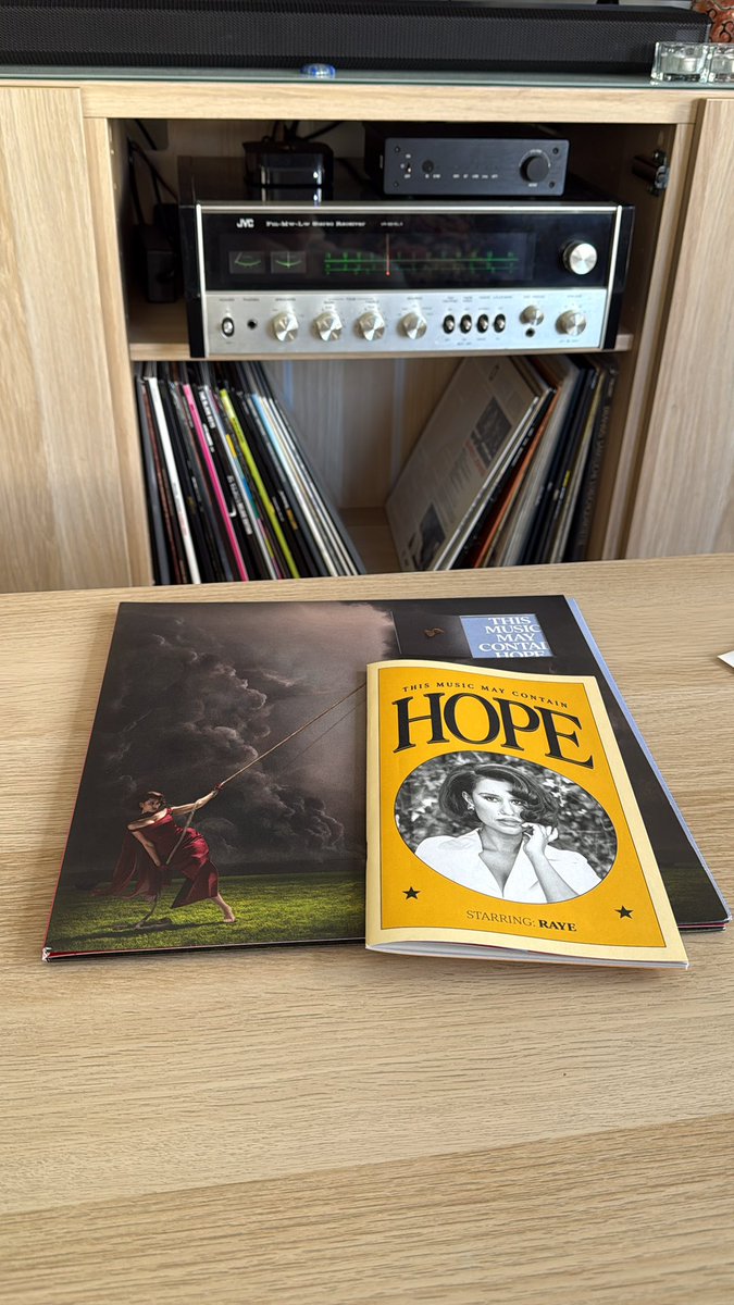 ctuzcu's tweet photo. @raye I just bought that great album from a vinyl records shop in Amsterdam and brought it back to my home to enjoy in İstanbul but there was a surprise. Both LP discs were Autumn/Winter. 
Is there a way to get the Spring/Summer disc separately? https://t.co/ZHW0YdIq2s