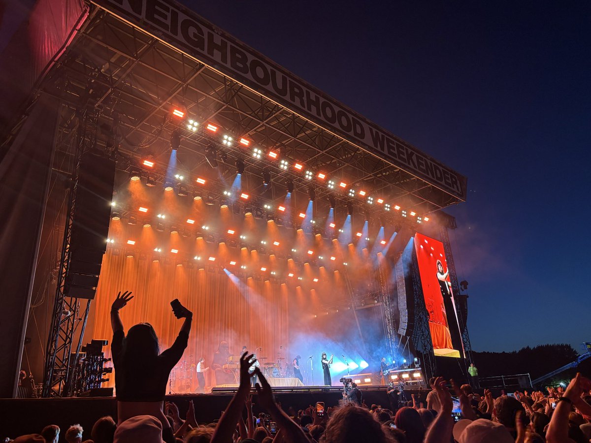 gareth1864's tweet photo. Such a fun weekend at @nbhdweekender 😎🍻☀️🎸 #NBHDWKND26 https://t.co/nGiy7zXXqM