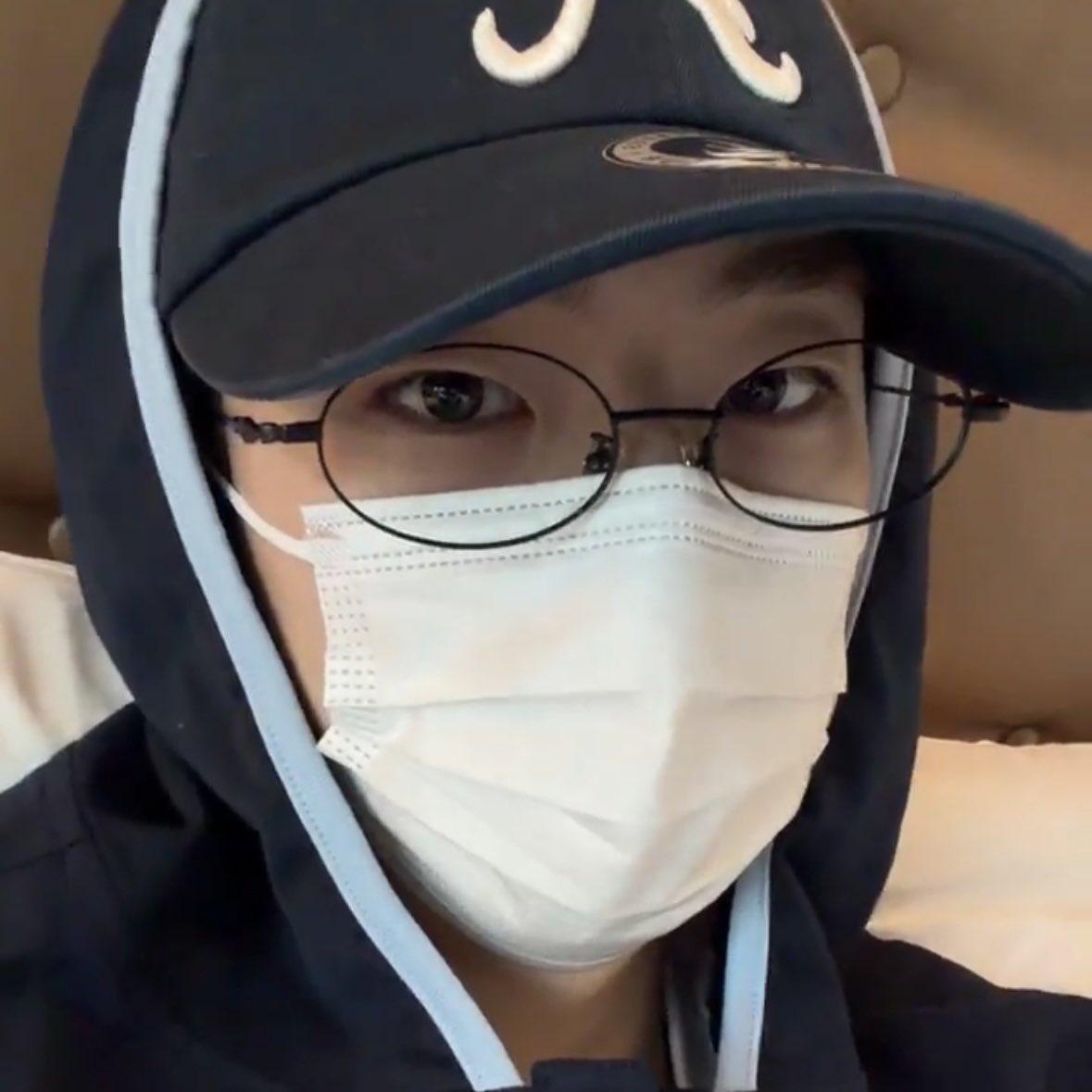 쿠링 tweet media