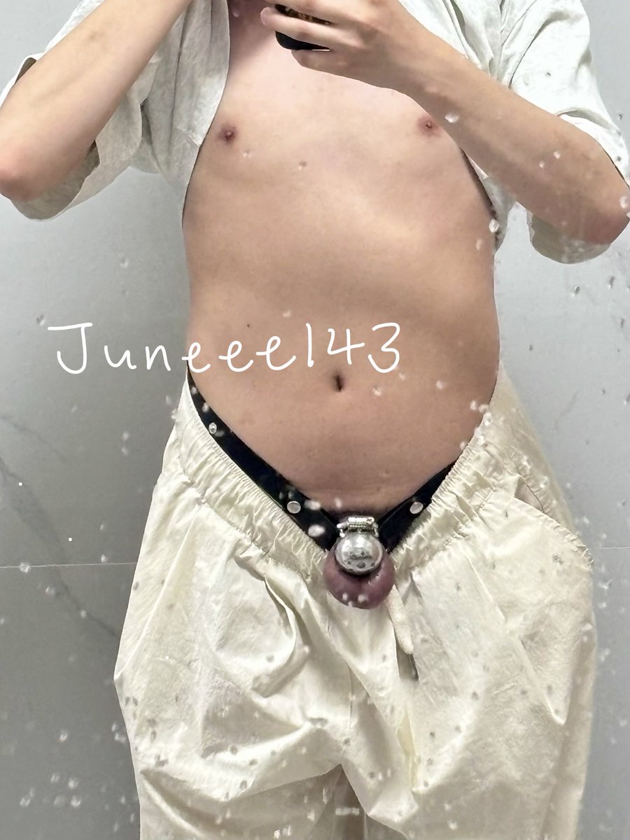 Juneee143's tweet photo. 🔓3days 这个锁还挺好尿尿的，那先锁一个月吧💦#锁狗 #cb�� https://t.co/k5F7CwbNKM