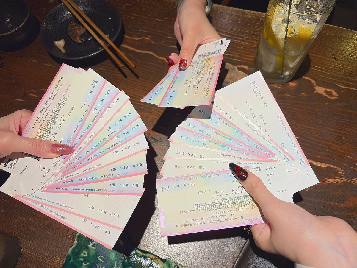 舞花 tweet media