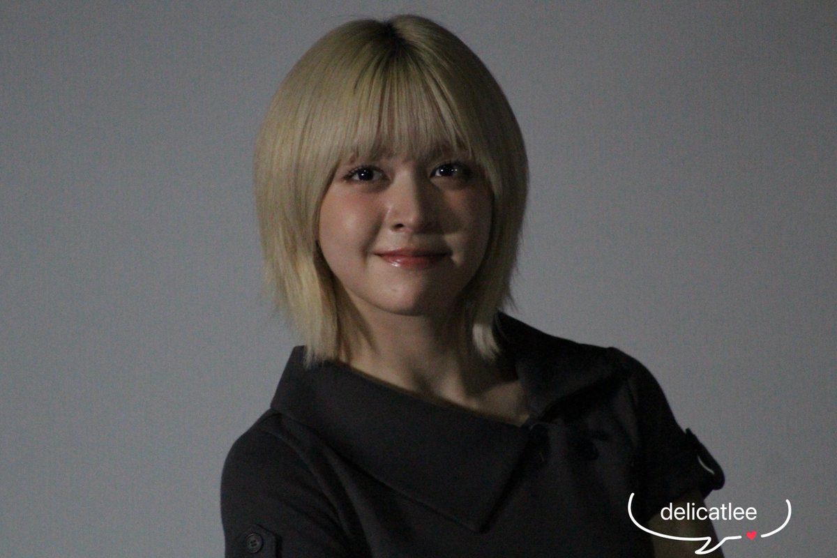 Delicatlee's tweet photo. 260525 - Soundwave Special GV

Lily sparkling eyes ✨

#NMIXX #엔믹스 #LILY #릴리 https://t.co/ALDmF17dOy