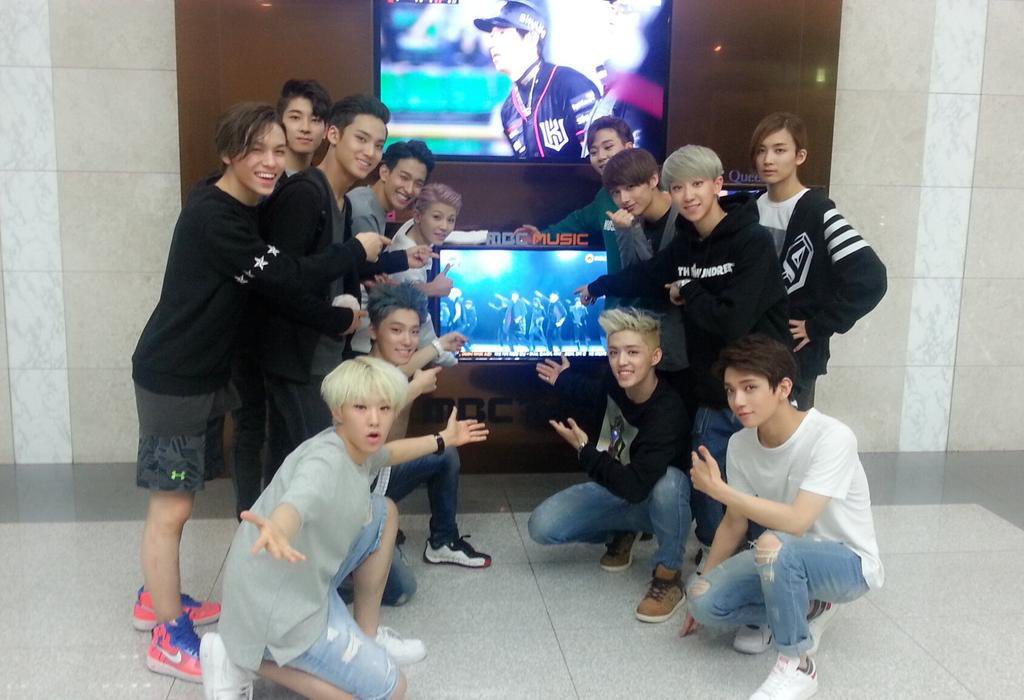 horanglei's tweet photo. happy anniv my 13 cheers to us, cheers to youth, and cheers to forever ❤️

DIAMOND LIFE IS FOREVER
#돌고돌아_11주년_영원할_세븐틴캐럿
#11YearsWithSEVENTEEN
@pledis_17 https://t.co/zMCvgByfdS