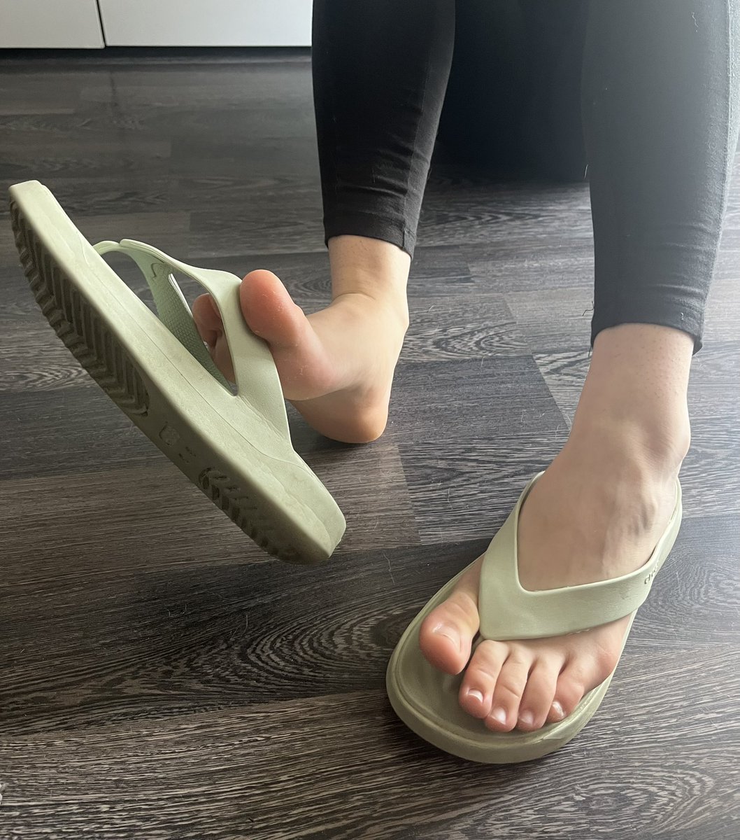 VicFireFeet 💋 tweet media