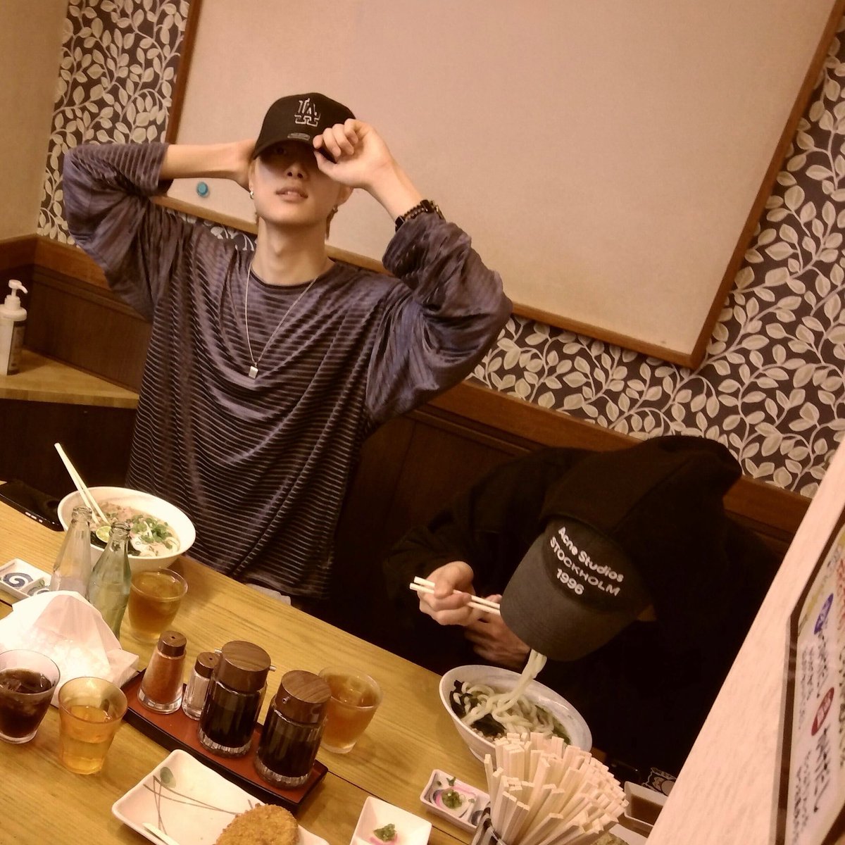 koinok_'s tweet photo. 아 뭔데~~~~~~~ ㅅㅅ했네~~~~~(식사인지섹스인지모름) https://t.co/775xxLqTEf