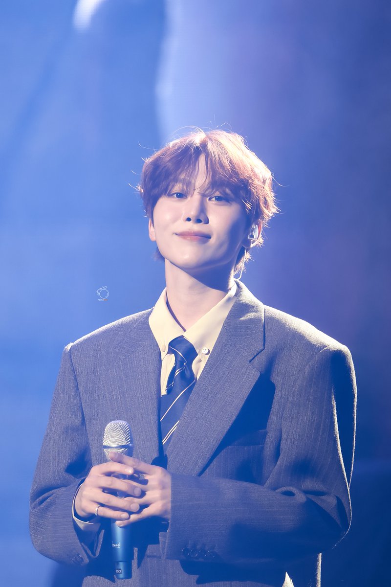 pickaboo0116's tweet photo. 2026.04.19 소야곡 ON STAGE

데뷔 11주년 추카행🩵🩷
영원히 같이 가자🫳🏻

#승관 #SEUNGKWAN #スングァン
#세븐틴 #SEVENTEEN https://t.co/wPZMPILoZ0