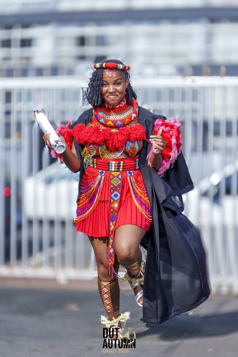 Nosiphi Mkhize proudly embraced her heritage while celebrating her  graduation day in style. Her achievement is a beautiful reflection of hard  work, identity, and African excellence.  Congratulations, graduate. The  DUT family
