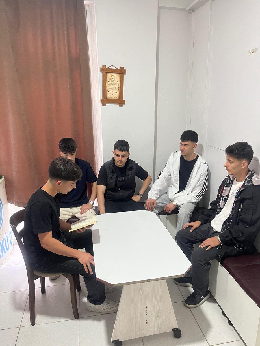 devrekocak's tweet photo. Devrek Ülkü Ocakları olarak haftalık Sesli Kitap Okuma faaliyetimizi gerçekleştirdik. https://t.co/QYifLOOsWe