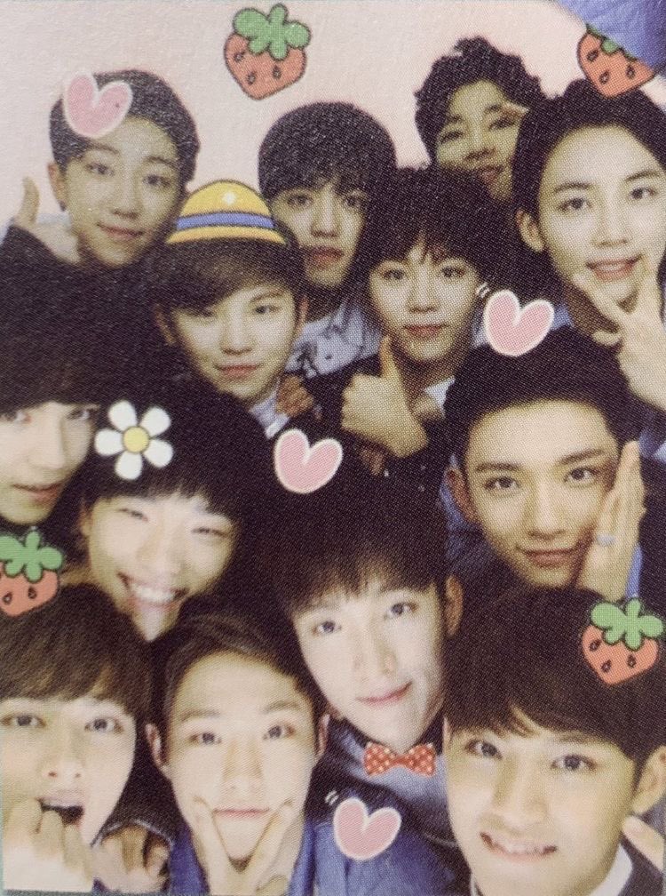 haniyeaaah's tweet photo. Thank you for becoming the safe place i could always run back to. Happy 11th anniversary, sebongies!! 🩵🩷

DIAMOND LIFE IS FOREVER
#돌고돌아_11주년_영원할_세븐틴캐럿
#11YearsWithSEVENTEEN
@pledis_17 https://t.co/dOUu09EVUM