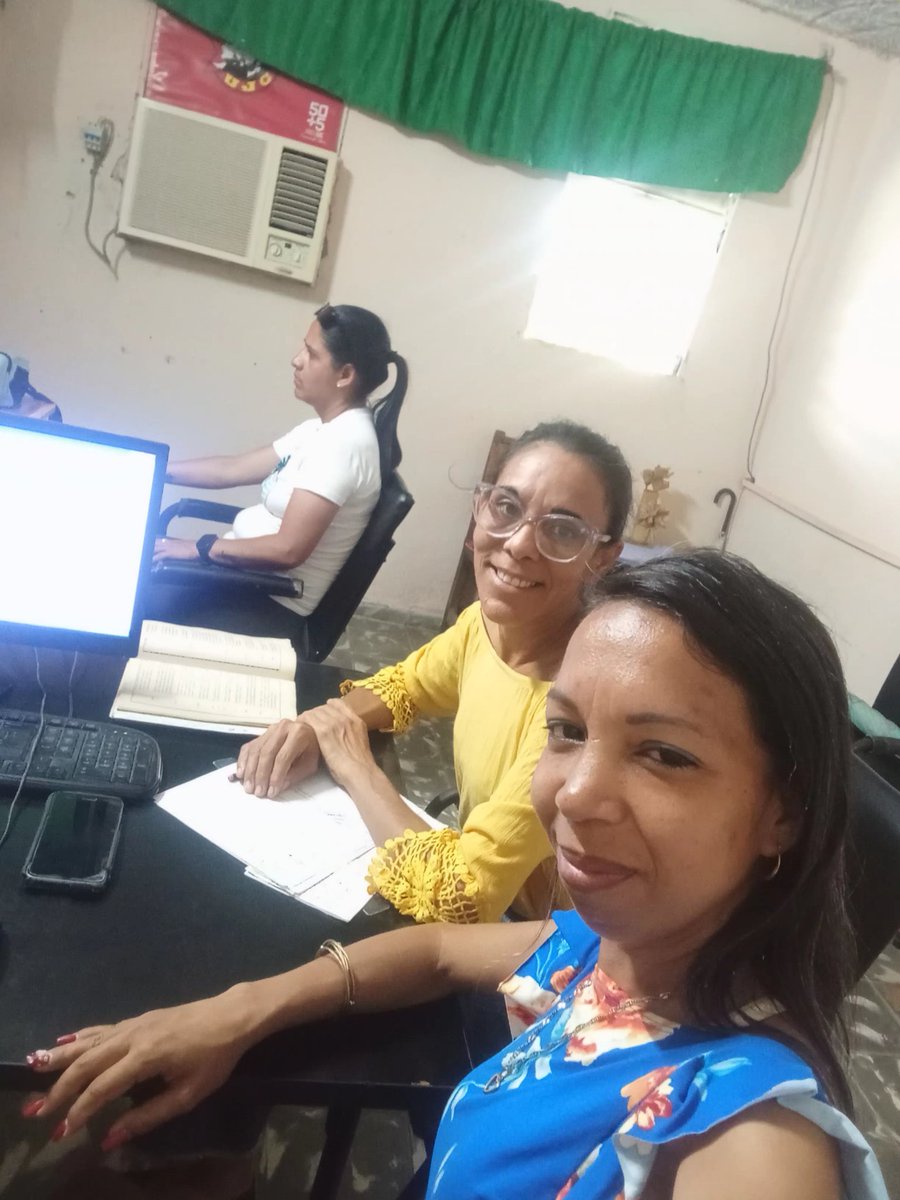 GeneralSagua's tweet photo. Hoy se celebra el Día Mundial de la Tiroides, por lo que se aprovecha la Sección Desde el Vientre hasta la Cuna en el Programa Radial En Línea para hablar sobre las funciones de la Glándula Tiroides, sus principales alteraciones, la prevención de las mismas y tratamiento. https://t.co/3WDpnbYamS