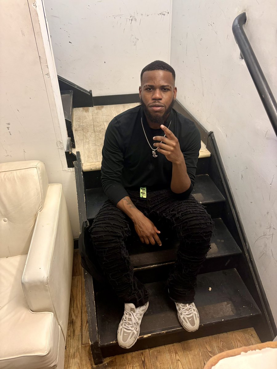 itsbigalpha's tweet photo. 🥷🥷🥷🥷 https://t.co/paUU7HDyTG