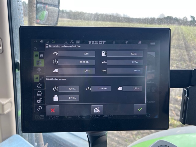 SQATproject's tweet photo. SQAT Use Case 4 🇳🇱 combines satellite data, EMI sensing &amp; soil sampling for variable-rate farming in potato production. #SmartFarming https://t.co/CqbXkLAL3P