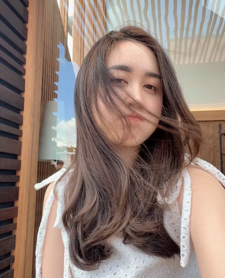 juwangwanga's tweet photo. ⭐️⭐️⭐️⭐️ 4/5. Fotografernya manis dan suportif 👍
sayangnya beliau lebih fokus mengabadikan tiupan angin dibanding wajah saya 😮‍💨

#WFSD #Juwang #주왕 #KickFlip @kickflip_jype https://t.co/izMUlhbgJw