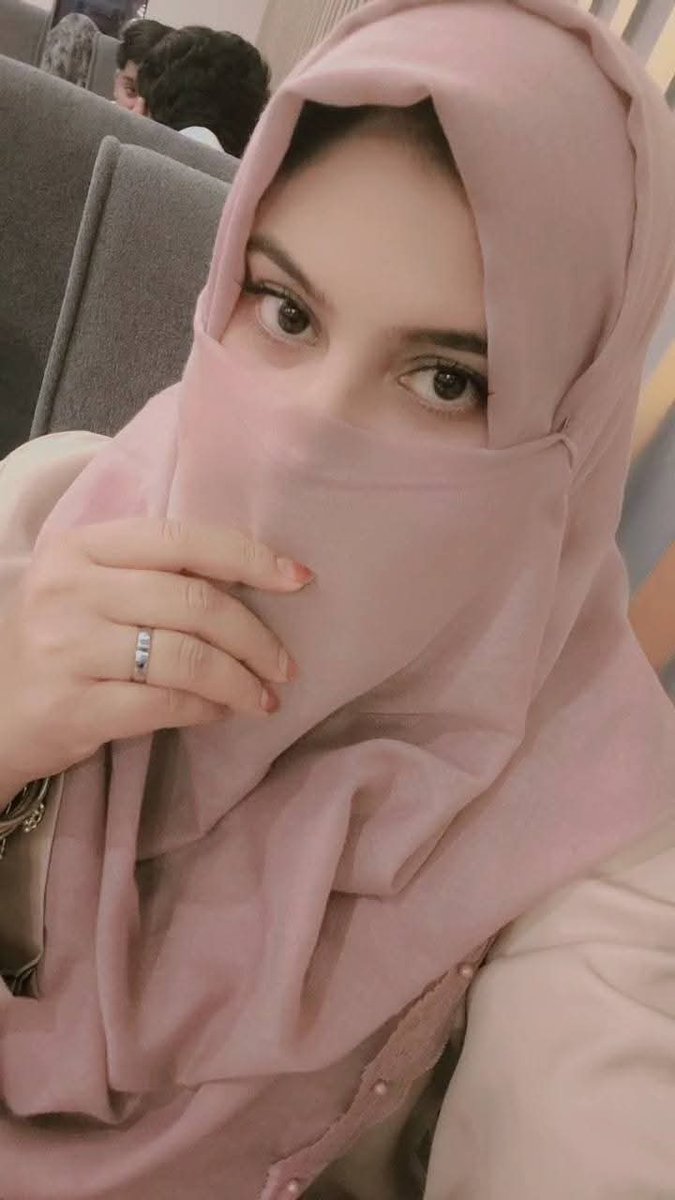 khlwsb67's tweet photo. اي انا  اطلع https://t.co/kDZsHuDFzc
