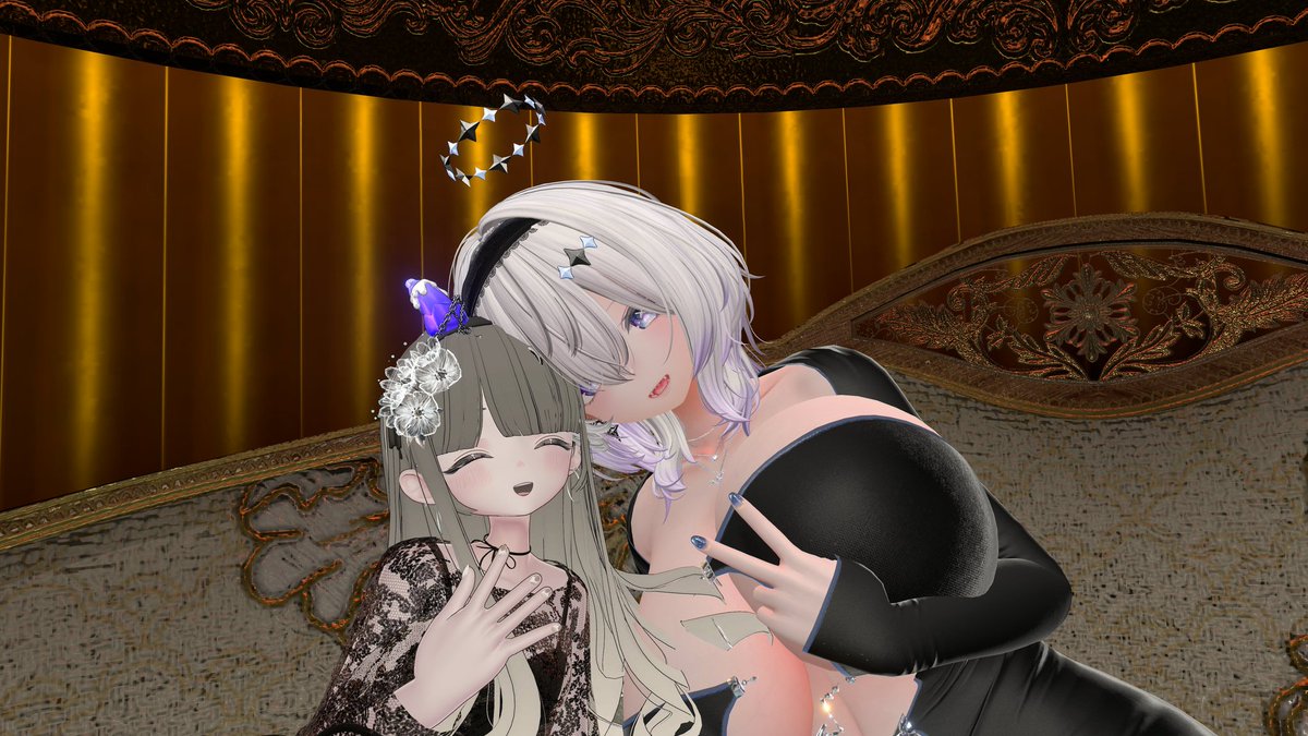 98lnes's tweet photo. 5/24 #VRC_NRDT 参加してきました！
綺麗な方々と楽しくお話出来るとても楽しい空間ですごく楽しかったです！
気づいたらイベント終わってた…また行きたい！
よるはさん、あいにゃさんありがとうございました！ https://t.co/oULScwAMq1