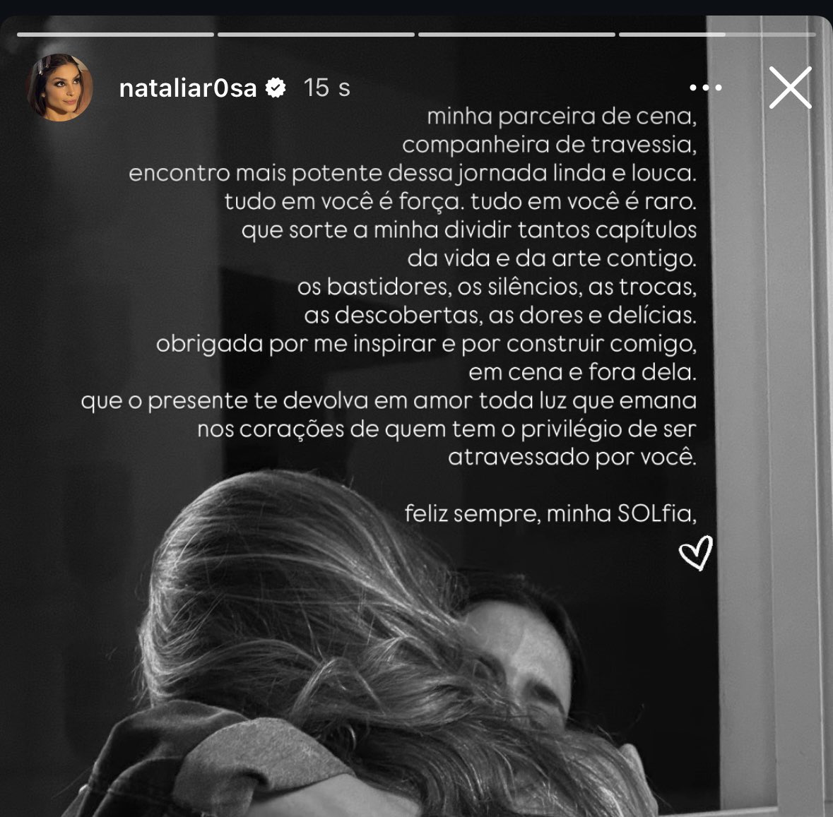 Jé tweet media