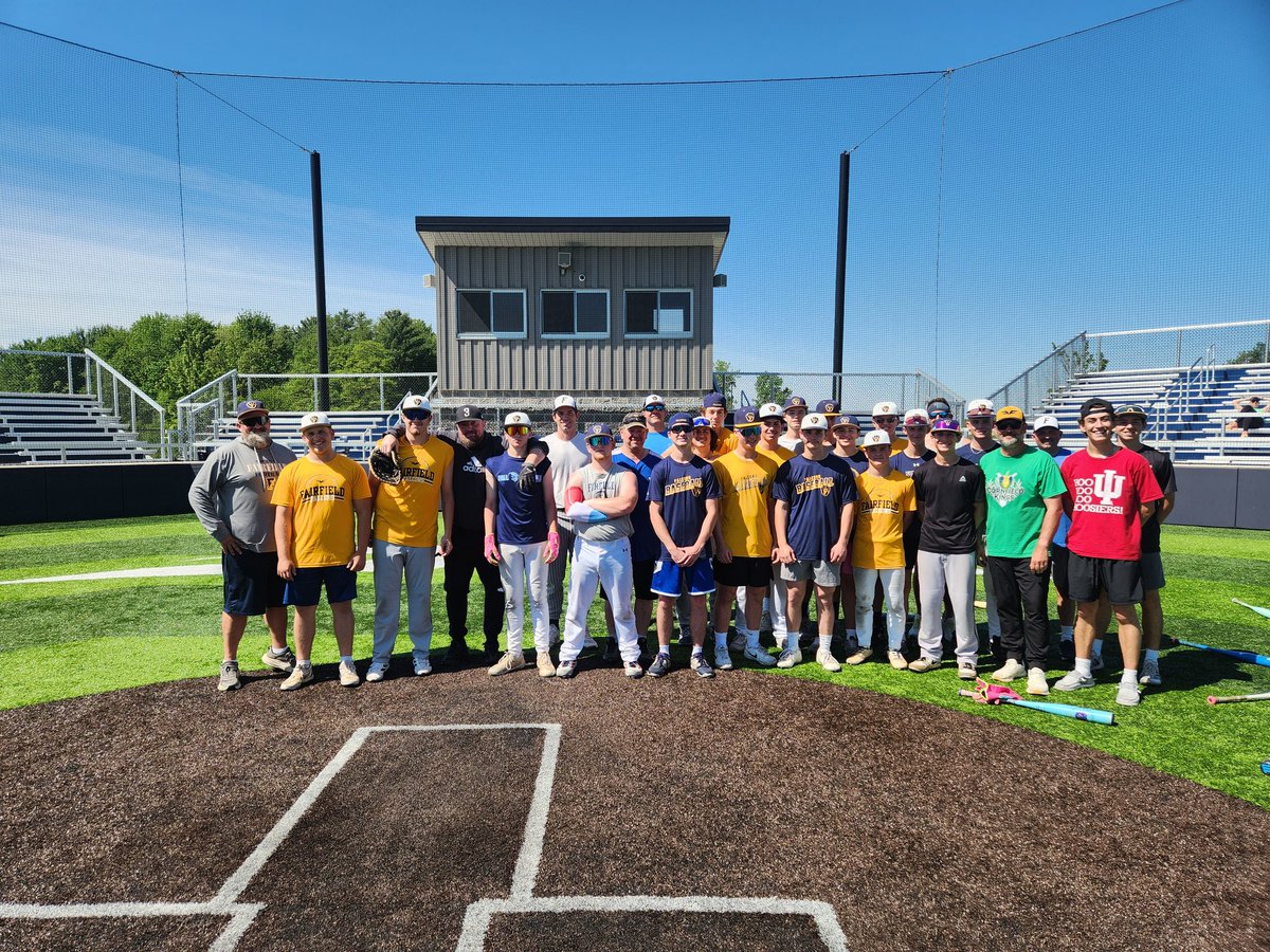 FairfieldBaseb1's tweet photo. Happy Memorial Day! https://t.co/vOQ25yK0q6