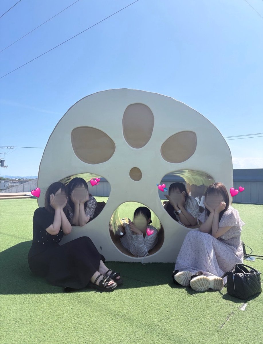 __przzz's tweet photo. はじめましてなのにオタク脳の集まりすぎてすぐ仲良くなれた😽💞💞みんな仲良くしてくれてありがとう（т-т）♡♡やっぱりサッカーの力ってすごい👏🏻✨びっくらぶ！！🩷🩷🩷 https://t.co/cX9RZ0rjmg