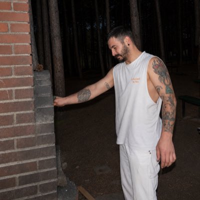 chetosmesut's tweet photo. #YeniProfilResmi https://t.co/UGwu0tGVO8