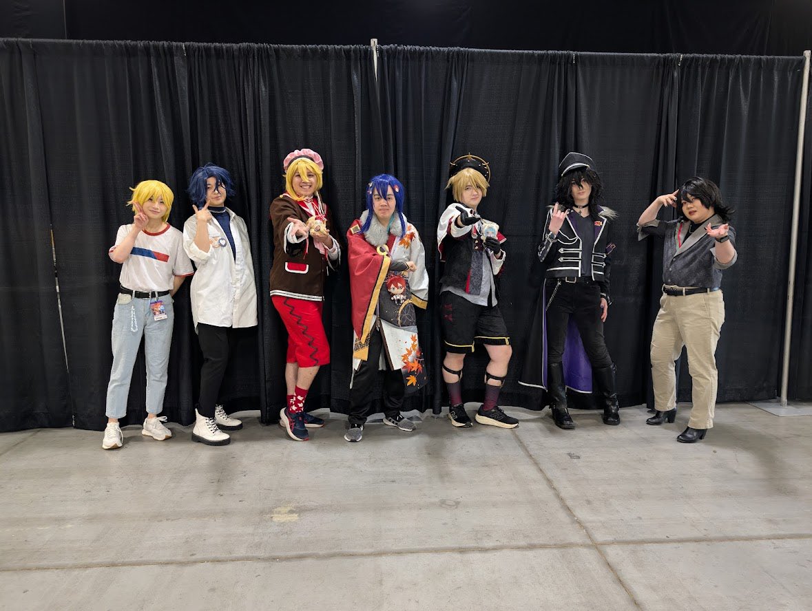 GTAENSTARS's tweet photo. our anime north ensemble stars meet was a success!! ‼️❤️ https://t.co/hqyNH7ztrA