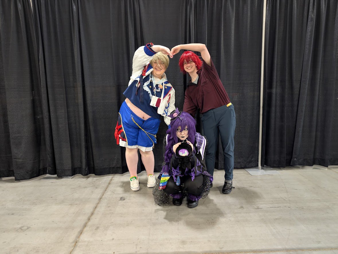 GTAENSTARS's tweet photo. our anime north ensemble stars meet was a success!! ‼️❤️ https://t.co/hqyNH7ztrA