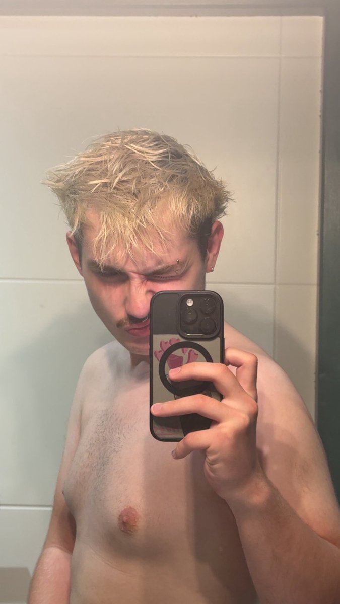 itsjuleshot's tweet photo. Les gars, mon snap vient de sauter, ajoutez moi sur le nouveau :) 
Une surprise est à la clef :) 

https://t.co/uvlmJiJK8E https://t.co/gho1kLO4Xd